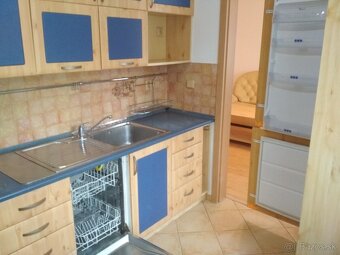Prenájom 3 izbový byt Považskej Bystrici na Hlinách - 4