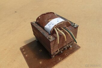 Rôzne transformátory . - 4