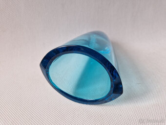 Stará modrá skleněná váza lisované sklo Václav Hanuš - 4