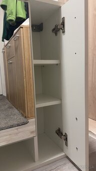 Kupeľňová skrinka so zrkadlom - 4