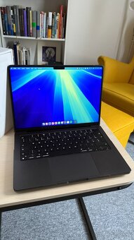 MacBook Pro 14" M3 PRO SK 2023 Vesmírne čierny - 4