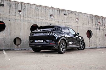 Ford Mustang Mach-E / ODPOČET - 4