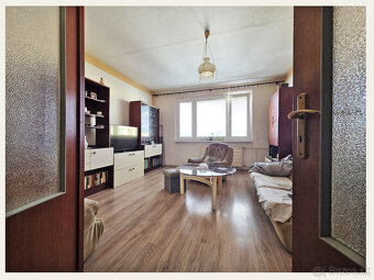 3i byt BB / SÁSOVÁ / 70 m2 / LOGGIA / PEKNÝ VÝHĽAD - 4