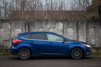 Ford Focus 1.0 EcoBoost Titanium X - 4