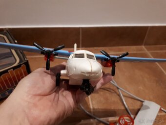 Stara hracka: Lietadlo TURBOLET - 4