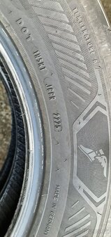 215/60 R17 Goodyear - 4
