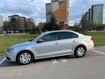 Volkswagen Jetta sedan 1.6 TDI, Diesel - 4