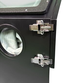Pieskovacia kabínka 110 l - 4