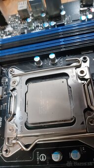 Intel DX79TO + i7 3930k - 4