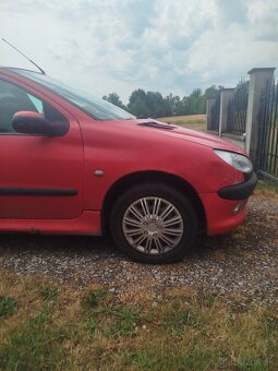 Predám Peugeot 206 - 4