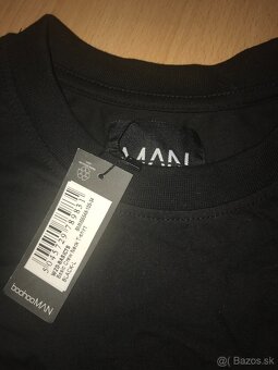 SÚPRAVA BOOHOO: tričko + rifle veľ. M/L a 32 (31) + darček - 4