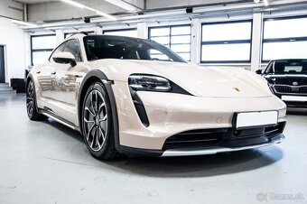 Porsche Taycan - 4