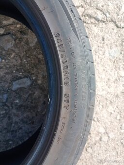 Predám pneumatiky letné  245/40/18 - 4