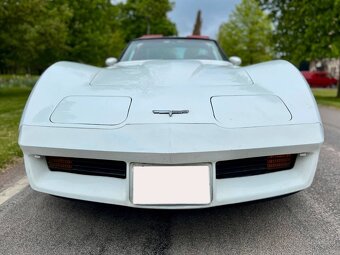 Chevrolet Corvette C3 z roku 1980 - 4