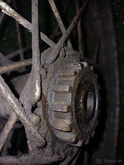 Predám koleso na jawa perak Janeček fj - 4