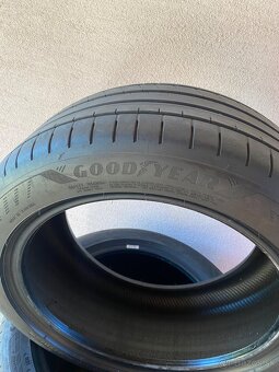 Letné pneumatiky 235/45 R17 - 4