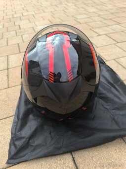 Prilba na motorku - 4