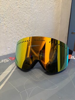 Lyžiarska prilba - 4