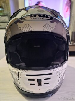 Arai - 4