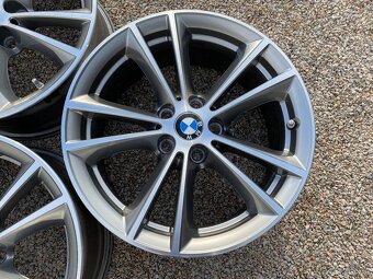 Elektróny originál BMW G30, 5x112 R17 - 4