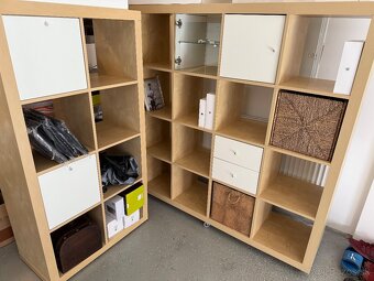 Predam kniznicu regalovu Ikea - 4