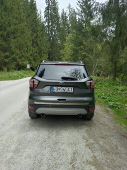 Predám SUV Ford Kuga 4x4 automat - 4