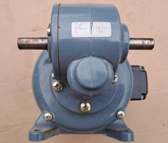 Predám jednosmerný motor s prevodovkou- 240W....180V.....105 - 4