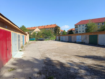 Pavlovičovo nám. - murovaná, zrekonštruovaná garáž, 18 m2 - 4