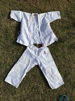 Karate - kimona, chrániče, opasky - 4