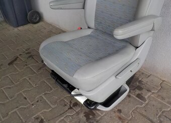 Šoferove sedadlo VW T5 LIFT T6 - 4