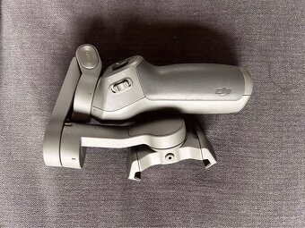 DJI Osmo Mobile 3 Combo - 4