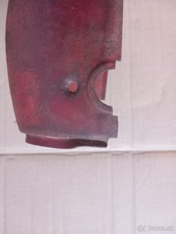Predám polovicu masky jawa 550 - 4