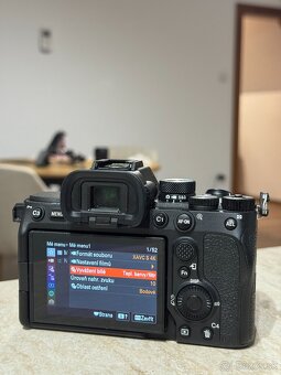 Sony a7IV - Top stav - 4