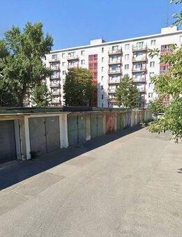 Lokalita Ružinov, haburská ul., murovaná garáž na predaj-17  - 4