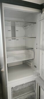 Chladnička Whirlpool WNF8 T20 X - 4