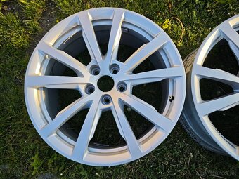 5X112 R18 8,0J ET29 KOVANÉ ALU DISKY AUDI - 4