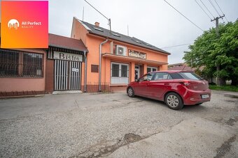 Polyfunkčný dom s obchodom a bytom na predaj - 4