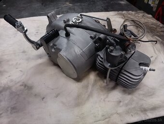 Predam motor Jawa 20/21/23, Jawa 555 - 4