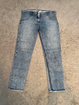 Rôzne druhy Freddy Jeans, čísla S a M - nové - 4