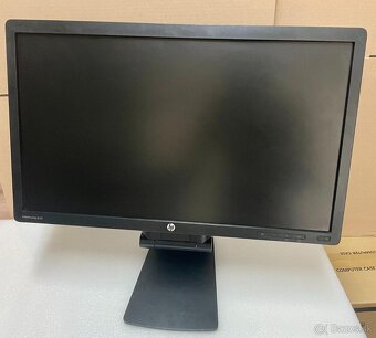 2ks monitorov HP EliteDisplay E201 Monitor - 4