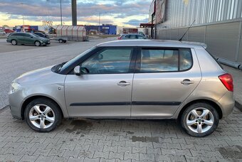 Škoda Fábia 1.2 HTP 2008 - 4