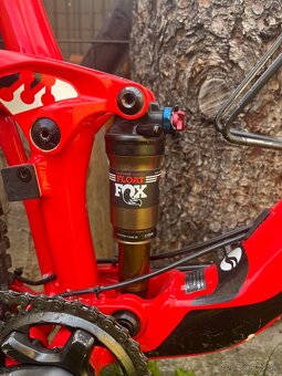 Celoodpruženy Giant Strive M 27,5 - 4
