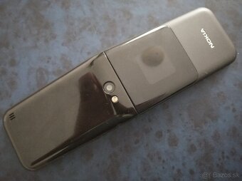 Nokia 2720 Flip 4G LTE - 4
