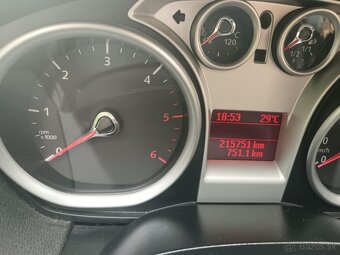 Ford Kuga 2010 - 4