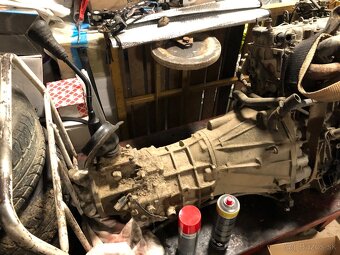 Predam manualnu prevodovku AX5 z jeep cherokee XJ 2.1 TD - 4
