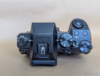 Panasonic Lumix G70 - 4