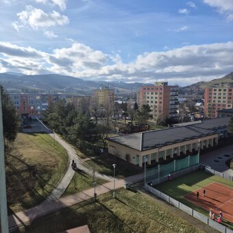 Veľký1.izbový byt - 4