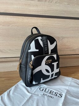 Guess Haidee ruksak - 4