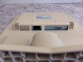 Darujem 17 palcovy monitor Belinea 1705 G1 - 4