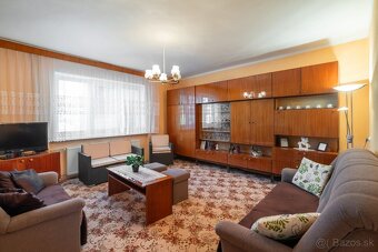 RODINNÝ DOM –NEMČIŇANY, OKR. ZLATÉ MORAVCE – 800M2 POZEMOK - 4